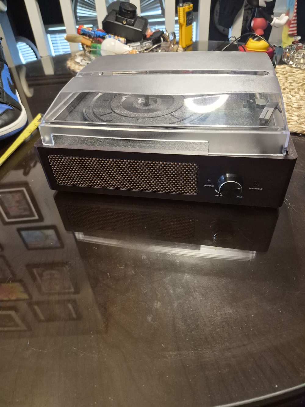 Vintage Style Turntable with Clear Dust Cover - Black and Clear